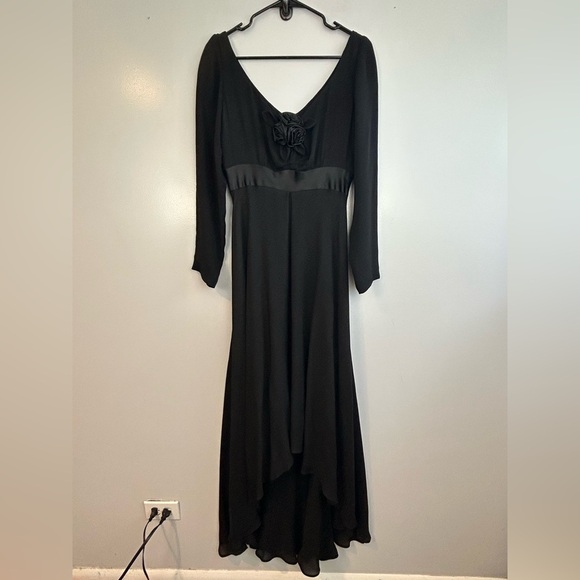 Pamela Dennis 100% Silk Black Long Sleeve Hi-Low Rose Maxi Dress Size Small - Picture 1 of 11